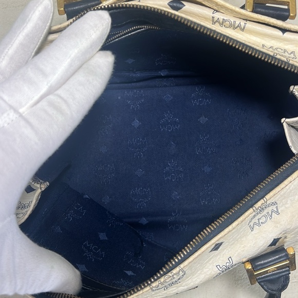 Congratulation to the WINNER!!!!!!✨MCM Givie✨ Live show 9pm EST Tonight!!! - Picture 13 of 16